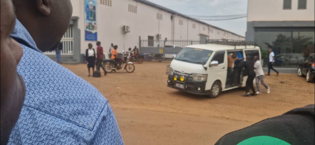 Chaos Erupts as “Drone” Snatches Besigye Supporters from Nakawa Court